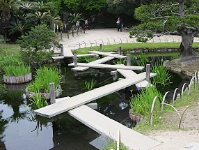 Wooden zig zag bridges at Korakuen.[9]